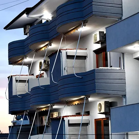 בית נופש Kam Vlorë